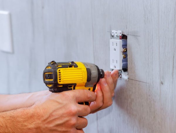 Best Outlet Installation Service In Schertz, TX